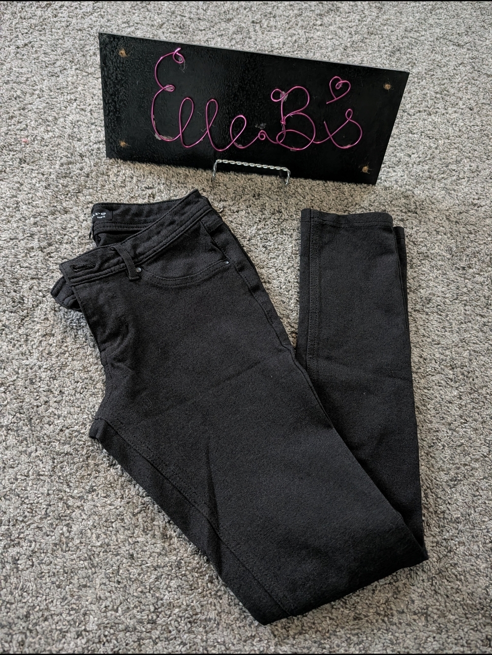 Euc Rapture Black Women's Skinny Pants S